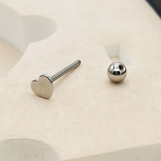 Komplet 2 piercingov za hrustanec hipoalergensko titanovo jeklo