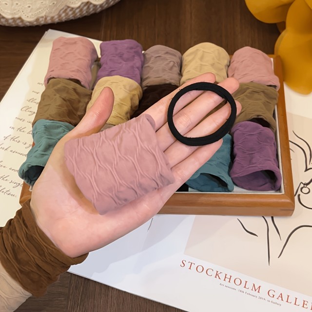 Komplet 10 širokih elastik za lase različne barve 