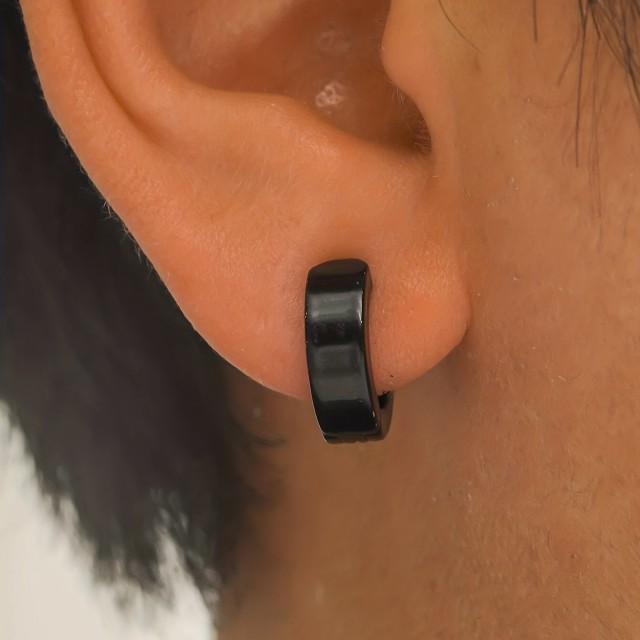 Moški okrogli uhani v črni ali srebrni barvi brez prebadanja