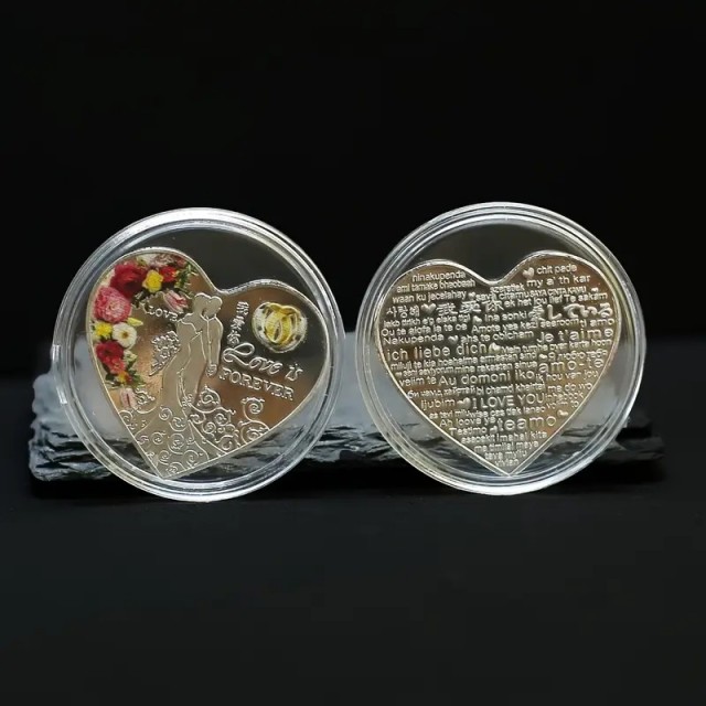 Spominski kovanec za mladoporočenca LOVE IS FOREVER