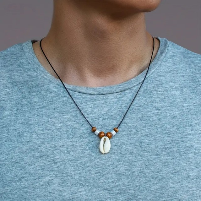 Moška daljša verižica s školjko 