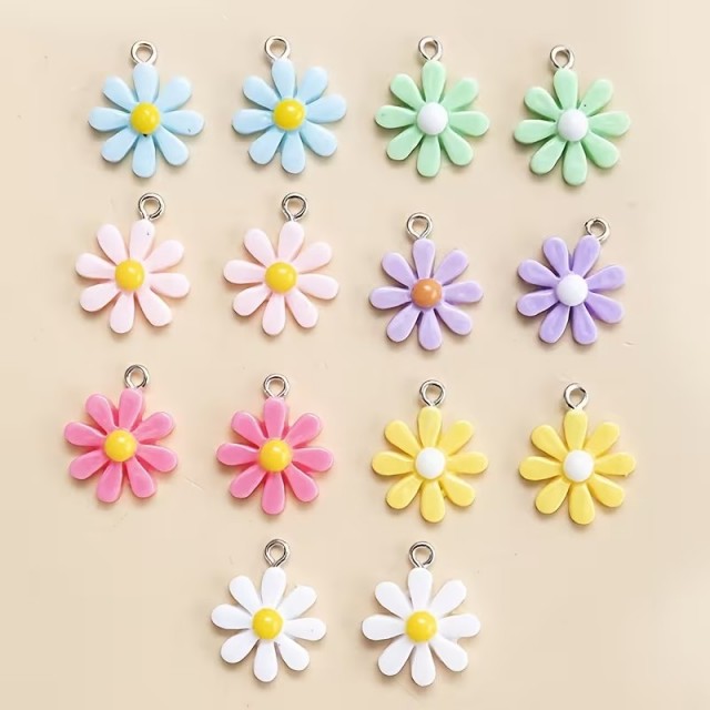 Obeski v obliki marjetic za izdelavo nakita 7 kosov 