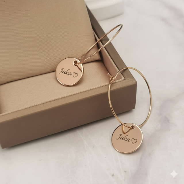 Personalizirani viseči okrogli uhani z gravuro po želji