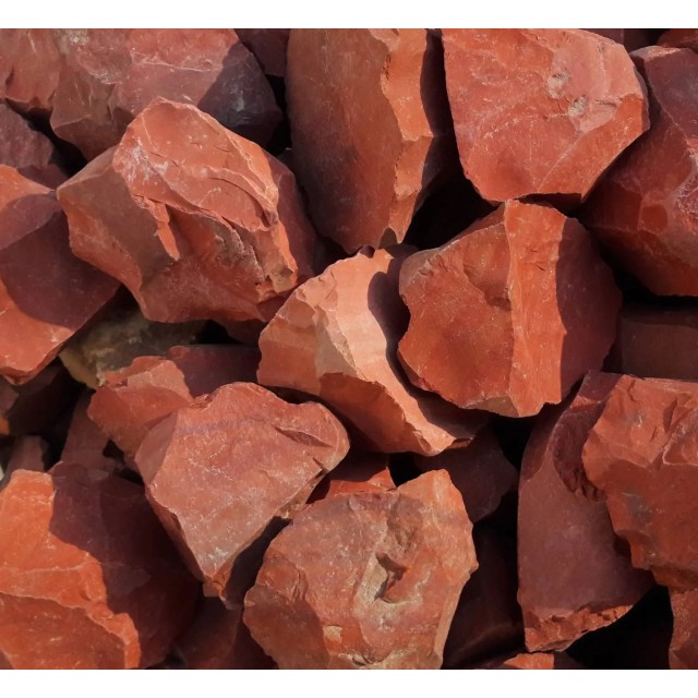 100 % naravni nebrušen nepoliran RDEČ JASPIS