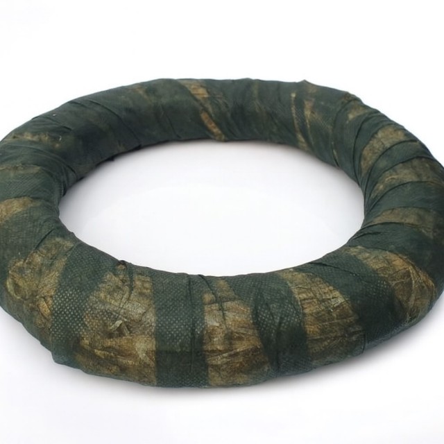 Slamnati venec z zeleno podlogo 30cm 