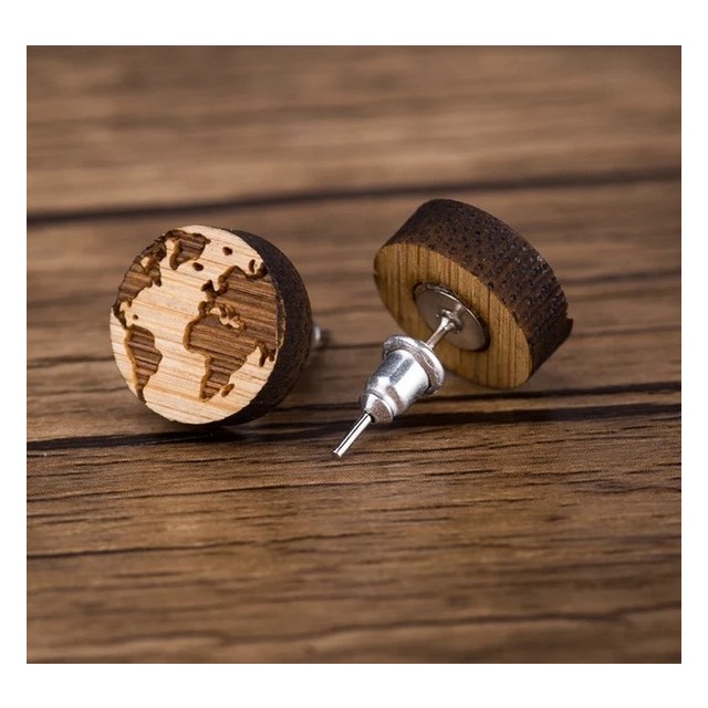 Leseni vtični uhani, svet