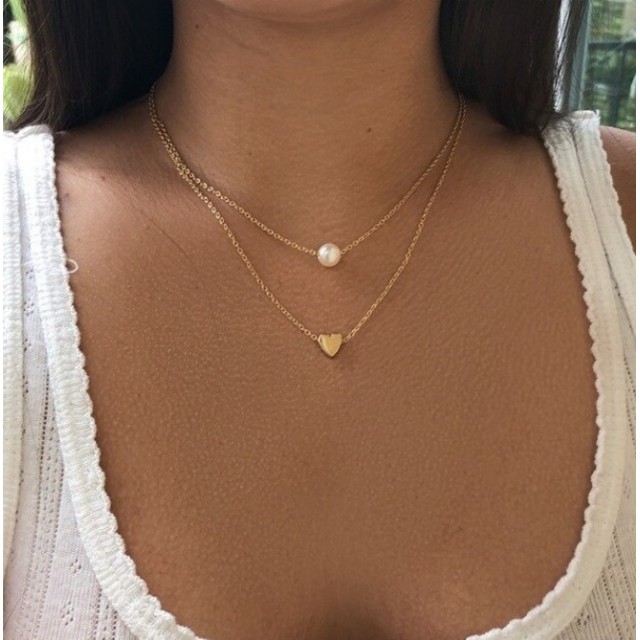 Verižica dvojna s perlico in srčkom, zlate barve