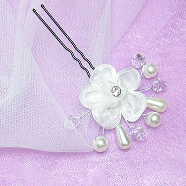 Poročna lasnica z belimi rožicami 