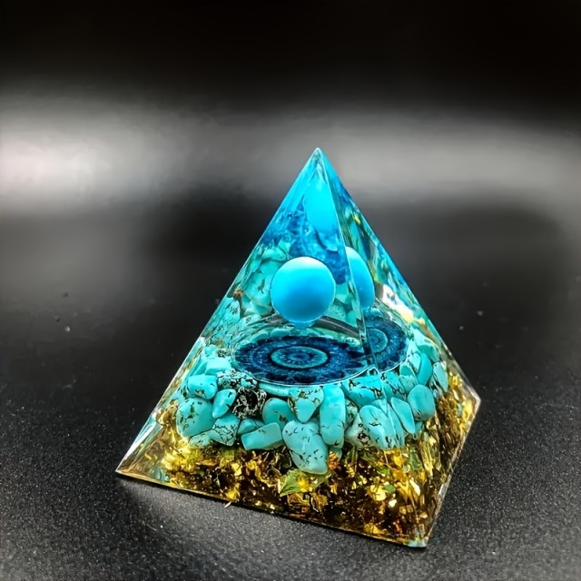 Orgonitna piramida s turkizom 5cm
