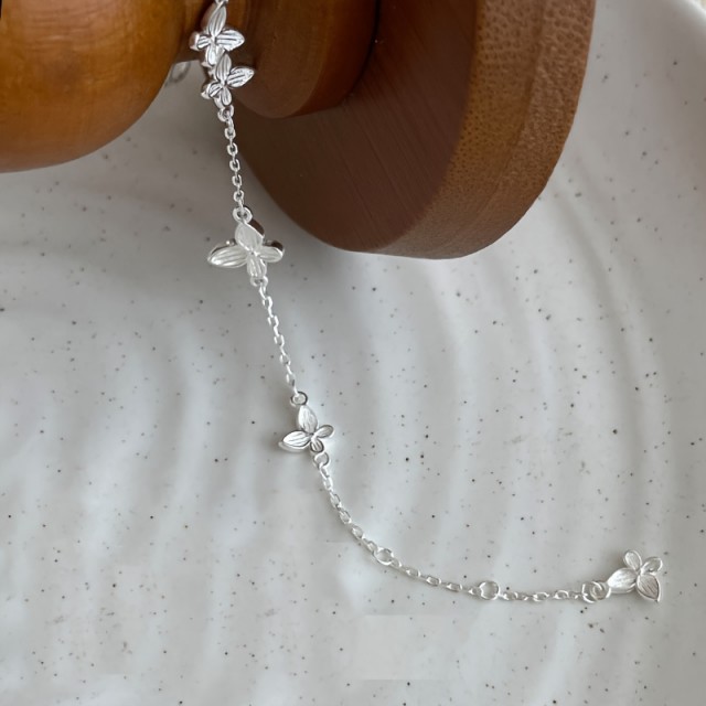 Prikupna zapestnica z motivom metuljčkov