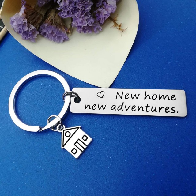 Obesek za ključe NEW HOME NEW ADVENTURES