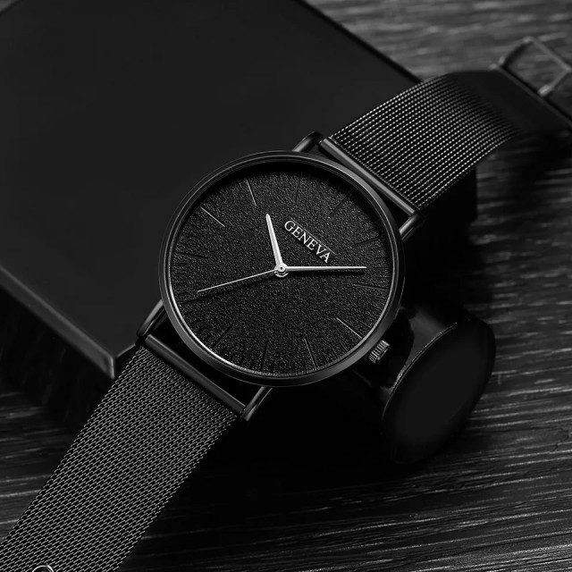 Elegantna ura v črni barvi, Geneva 