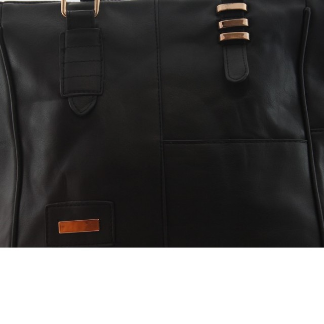 Modna torbica črna klasična