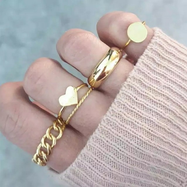 Komplet prstanov zlate barve 82116