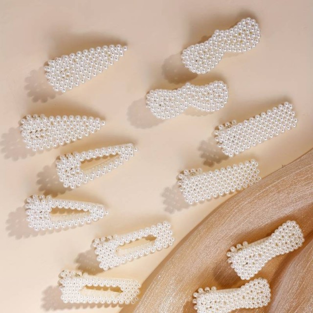 Komplet 12 špangic z belimi perlicami