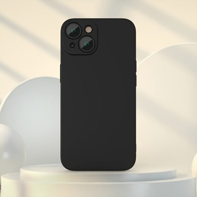 Črn ovitek za iPhone 15