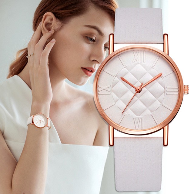 Modna ženska ura elegantna, v beli barvi