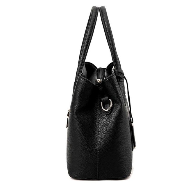 Ženska elegantna torbica v črni barvi T76