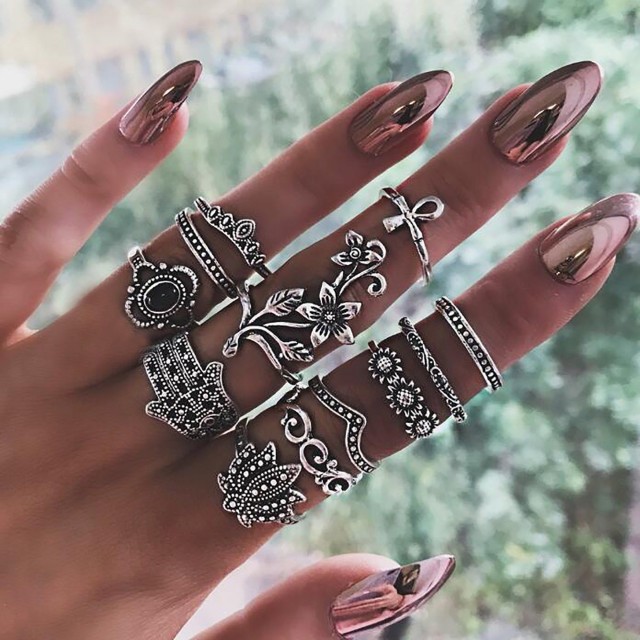 Komplet prstanov rožice, roka v srebrni barvi 4017