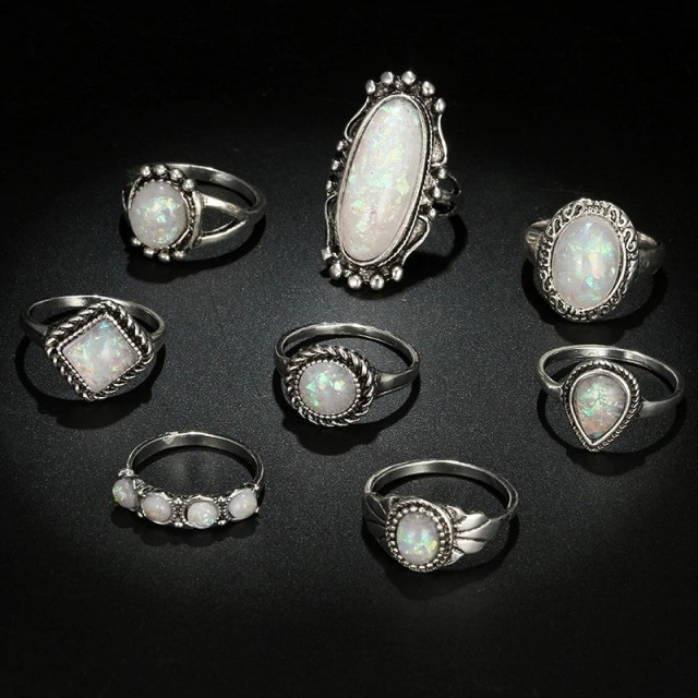 Komplet prstanov v srebrni barvi 6101