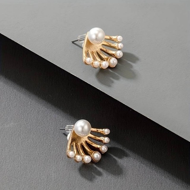 Elegantni uhani s perlicami, 2 načina nošenja