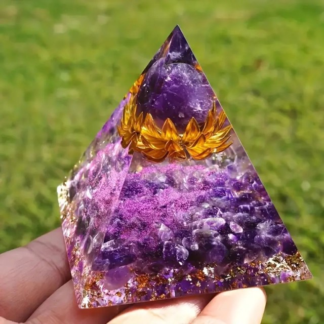 Ametistova Lotusova Runska Reiki Piramida 5CM