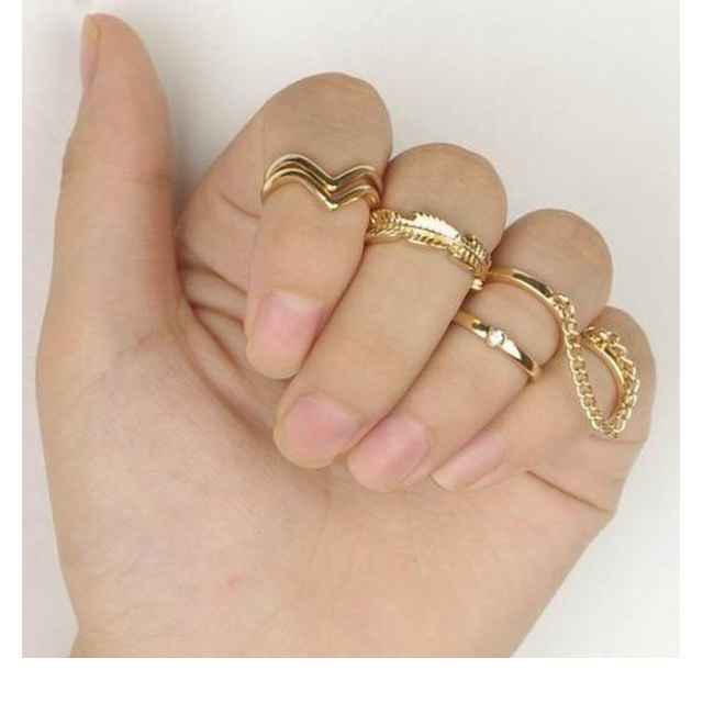 6-delni komplet zlatih prstanov