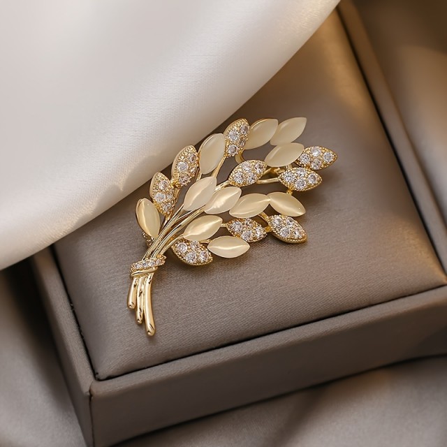 Elegantna Zlata Broška – Pšenični Klas