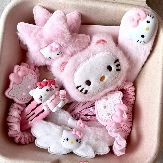 Komplet 10 lasnih dodatkov Hello Kitty