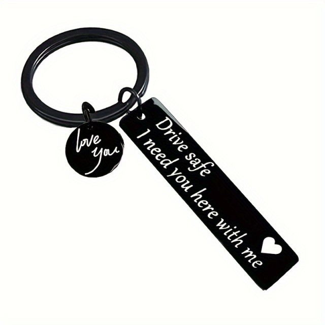 Obesek za ključe DRIVE SAFE, I LOVE YOU 2 barvi 